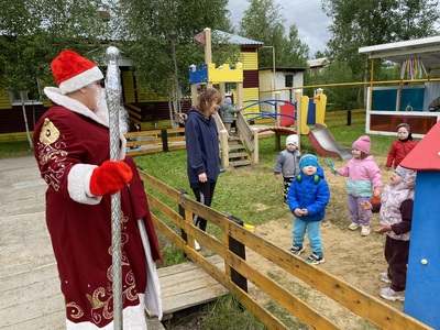 Праздник середины лета "Дед Мороз и Лето"